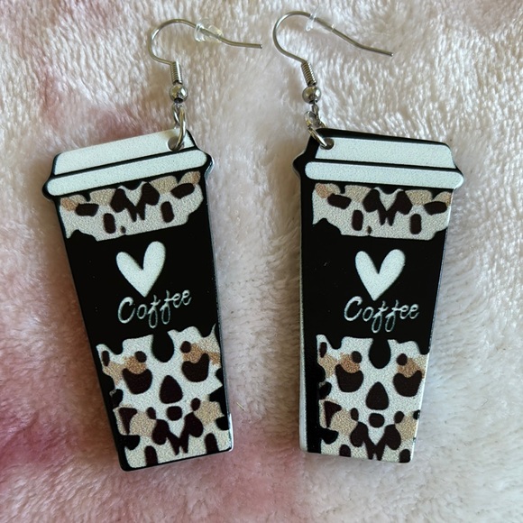 Leopard Print Coffee Cup Fashion Pierced Earrings NWT 3” x 1” - Picture 9 of 10